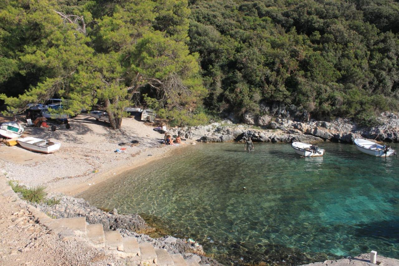 Seaside House For Families With Children Cove Rasohatica, Korcula - 4386 ลุมบาร์ดา ภายนอก รูปภาพ