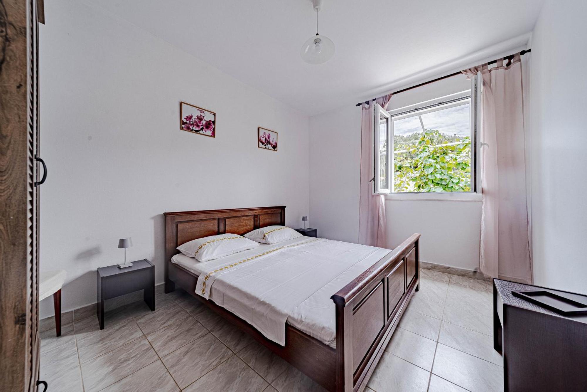 Seaside House For Families With Children Cove Rasohatica, Korcula - 4386 ลุมบาร์ดา ภายนอก รูปภาพ