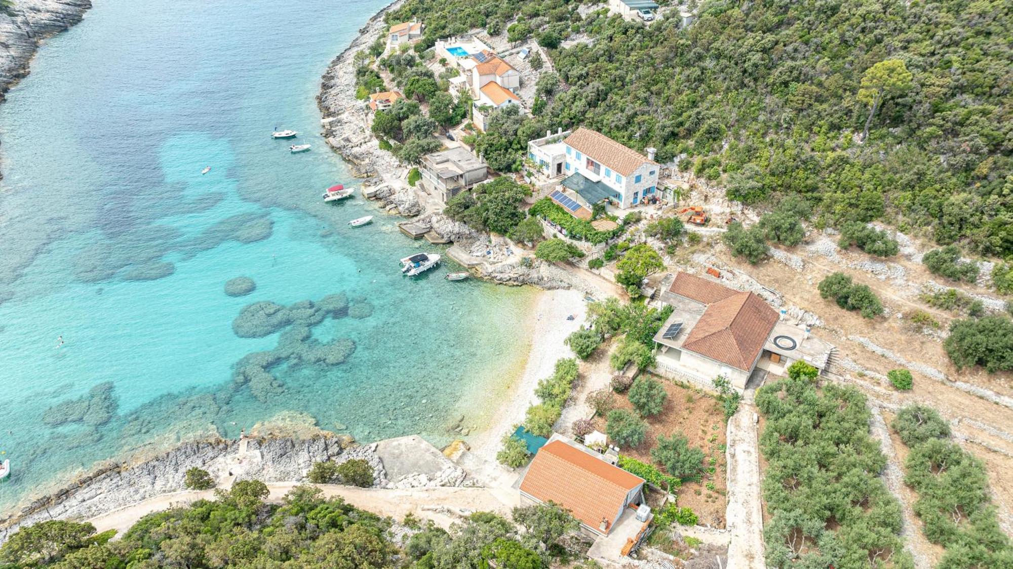 Seaside House For Families With Children Cove Rasohatica, Korcula - 4386 ลุมบาร์ดา ภายนอก รูปภาพ